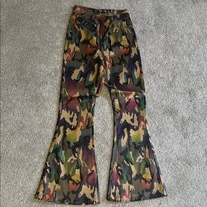 NWT JC & JQ Camo Flare Jeans Stretch Bell Bottom Pants Y2K Festival Small